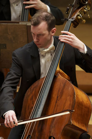 CSO Principal Bass Alexander Hanna performs