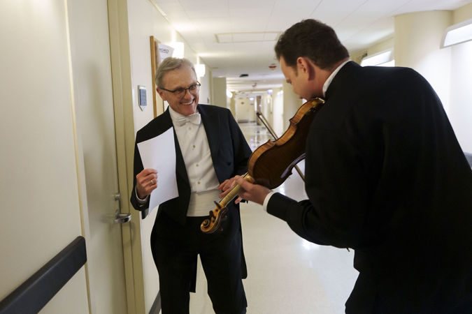 Soloist and musician backstage