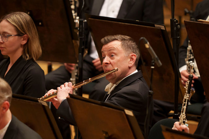 flute player