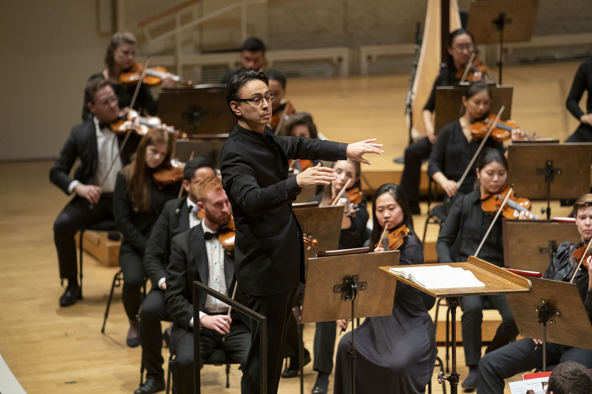 Masur conducts Civic