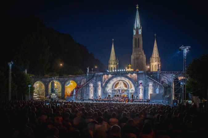 Roads of Friendship in Lourdes