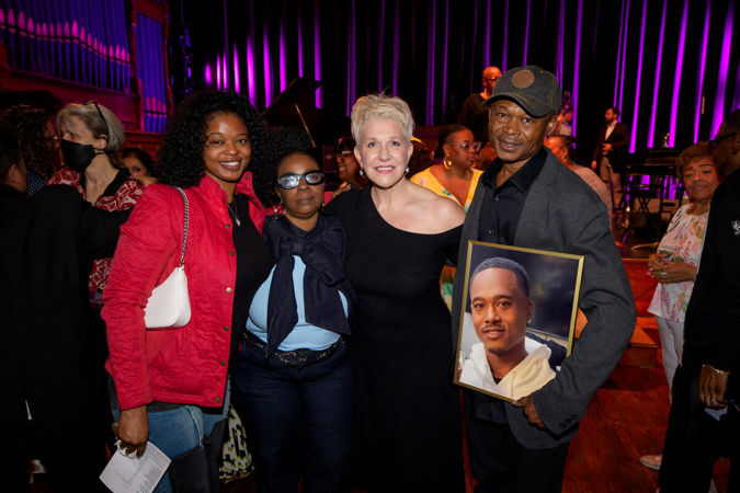 Joyce DiDonato with family of Kendall White